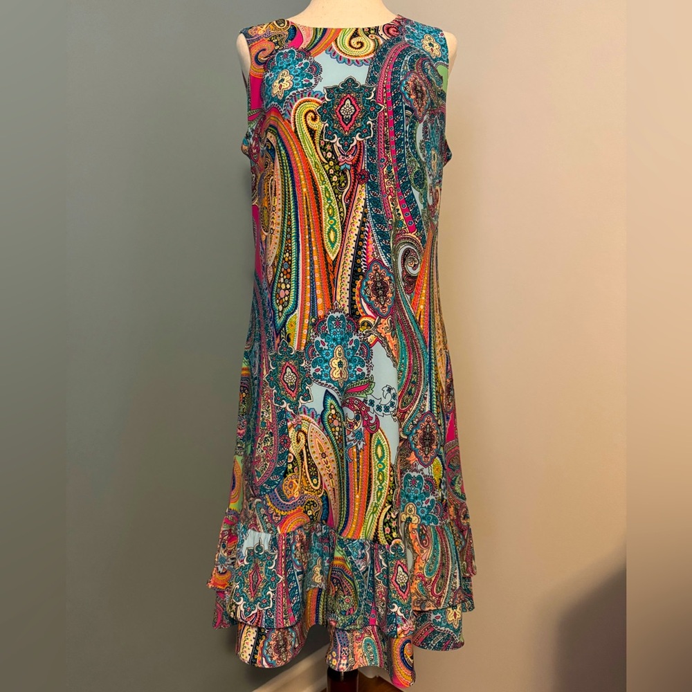 Women’s Tommy Hilfiger Midi Dress. New with tags. Size 8. Multicolor.